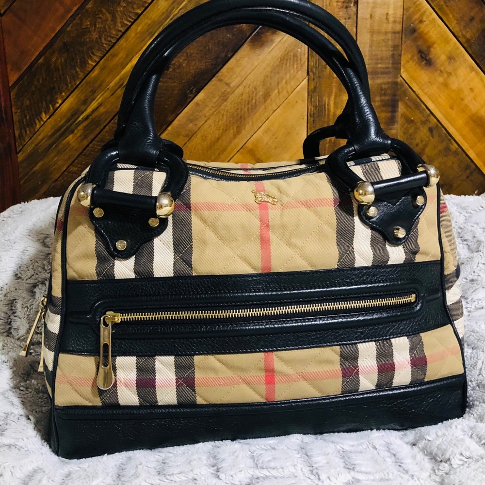 ◼️ Burberry House Check Large Manor Bag ◼️